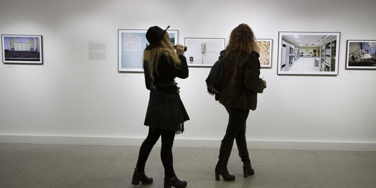 Gestir í Ljósmyndasafni Reykjavíkur