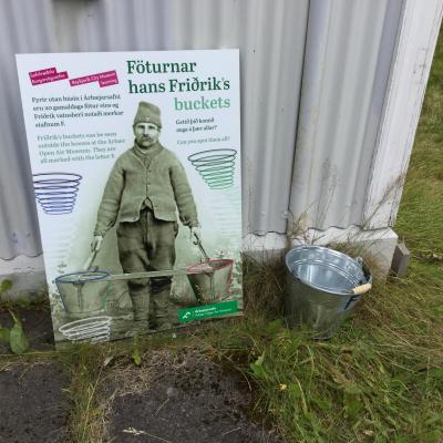 Árbæjarsafn: Föturnar hans Friðriks