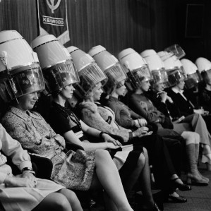 65-75-Íslenskar blaðaljósmyndir